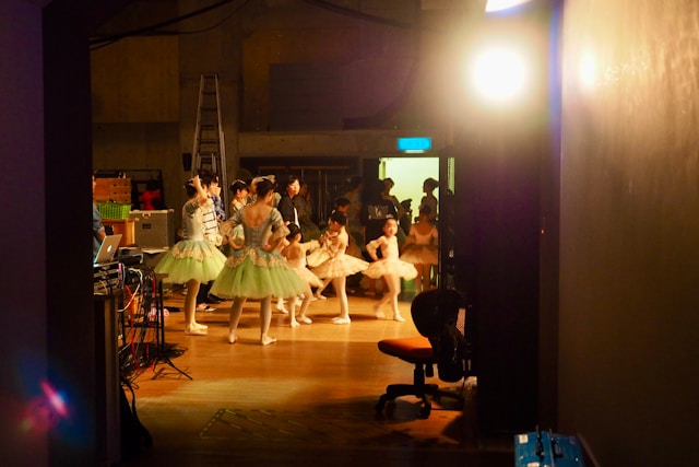 back-casting-room